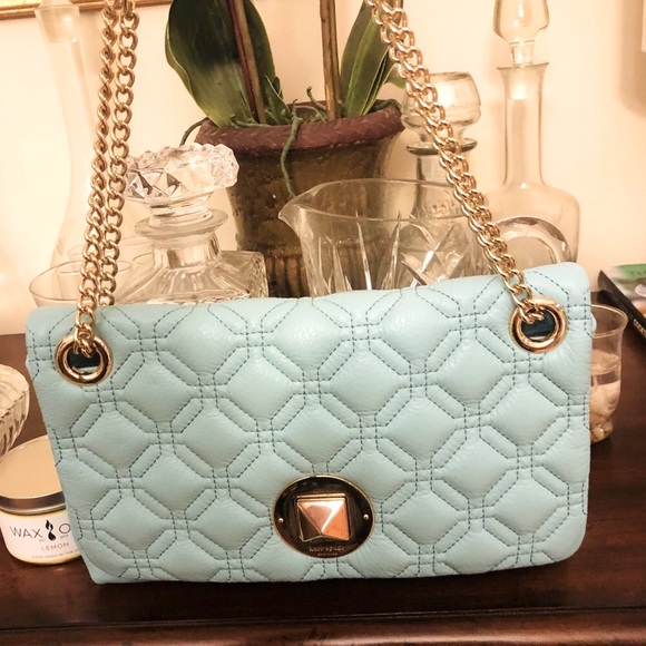 Kate Spade Shoulder Bag Quilted with Chain Shoulder Strap & Envelope Style. - Picture 2 of 13